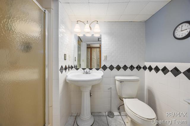 Builiding view twenty six for 3343 Springbrook, Grand Rapids, MI. 49544