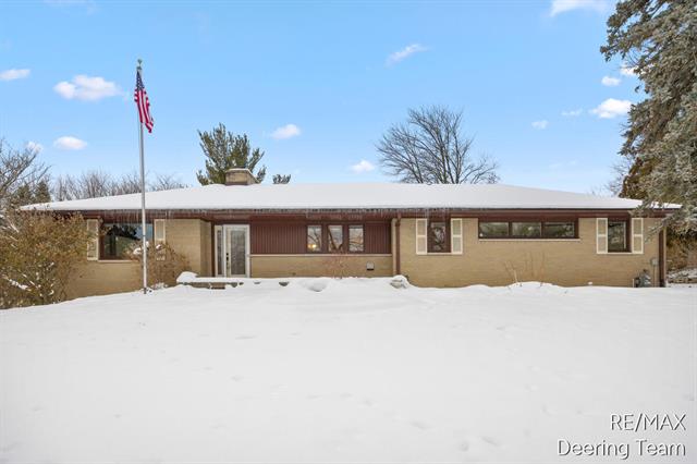 front view for 3343 Springbrook Drive Nw, Grand Rapids, Mi. 49544