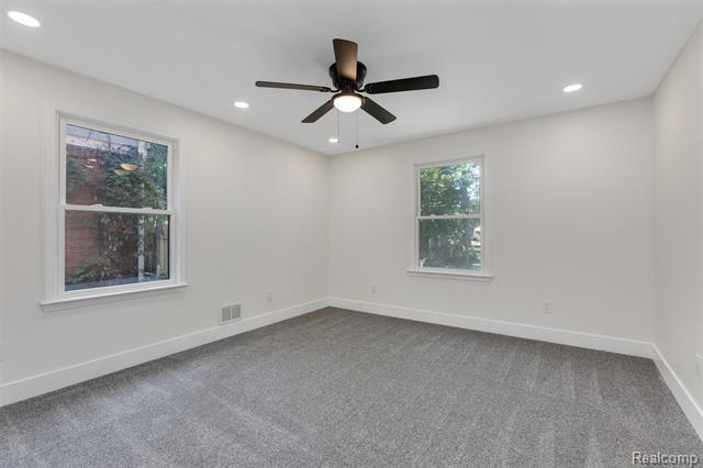 Builiding view seven for 13361 Maiden, Detroit, MI. 48213