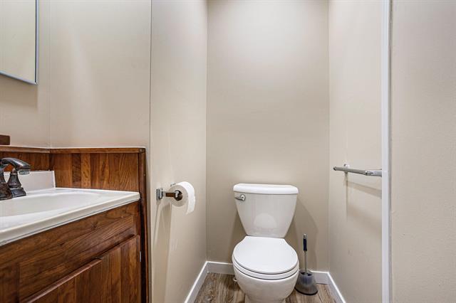 Builiding view fourteen for 3192 Michigan, Battle Creek, MI. 49037