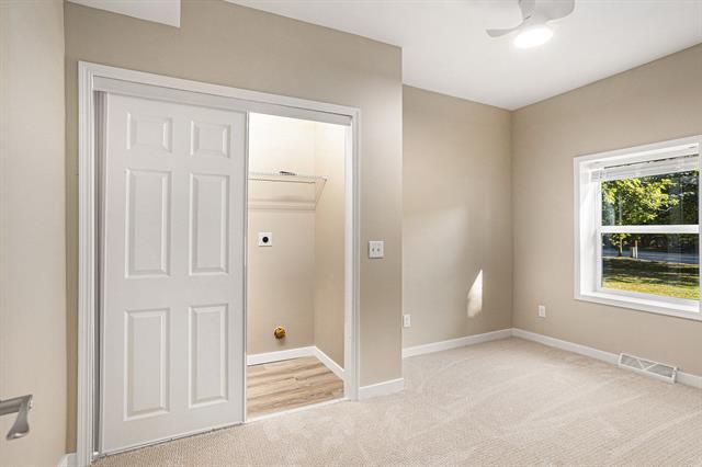 Builiding view nine for 3192 Michigan, Battle Creek, MI. 49037