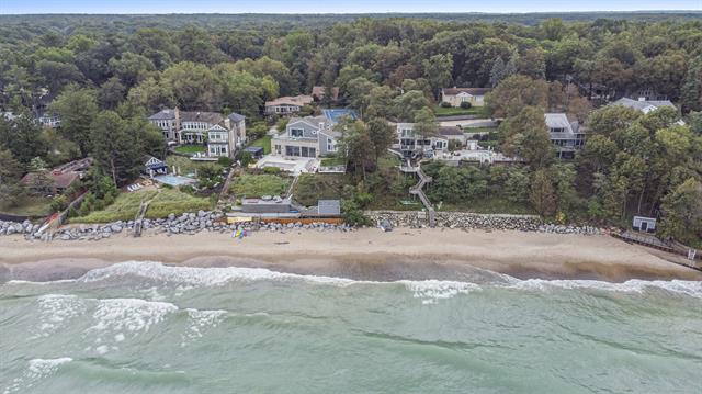 Builiding view fifteen for 14417 Pinewood, New Buffalo, MI. 49117