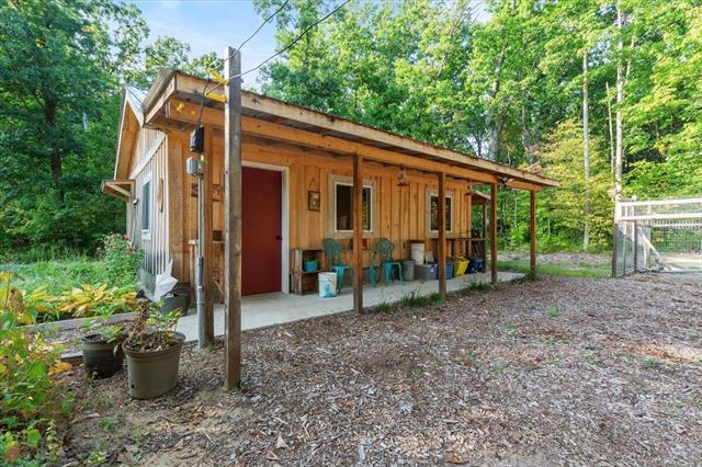 Builiding view forty six for 5327 128Th Ave, Fennville, MI. 49408