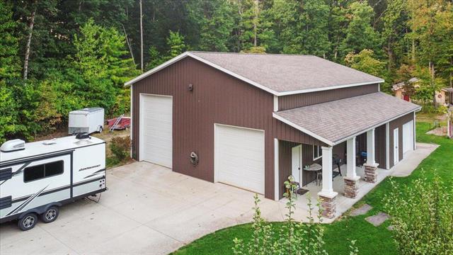 Builiding view forty three for 5327 128Th Ave, Fennville, MI. 49408