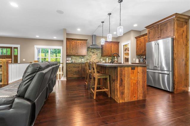 Builiding view six for 5327 128Th Ave, Fennville, MI. 49408