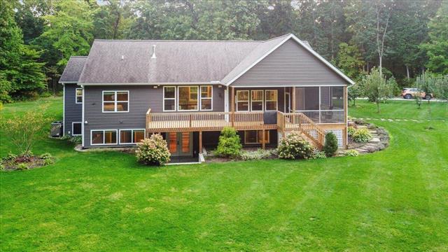 Builiding view thirty seven for 5327 128Th Ave, Fennville, MI. 49408