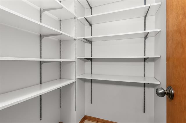 Builiding view fifteen for 4683 Rockvalley, Grand Rapids, MI. 49525