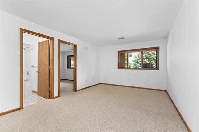 Builiding view twenty six for 4683 Rockvalley, Grand Rapids, MI. 49525