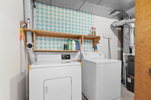 Builiding view twenty three for 4683 Rockvalley, Grand Rapids, MI. 49525