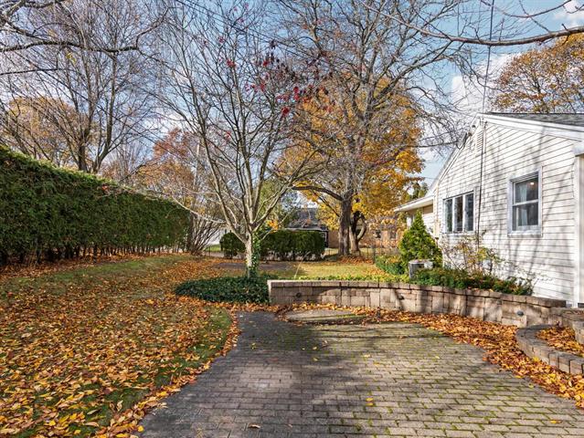 Builiding view thirty nine for 109 Boughey, Traverse City, MI. 49684