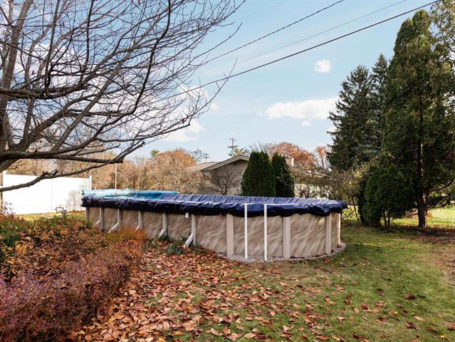 Builiding view thirty seven for 109 Boughey, Traverse City, MI. 49684