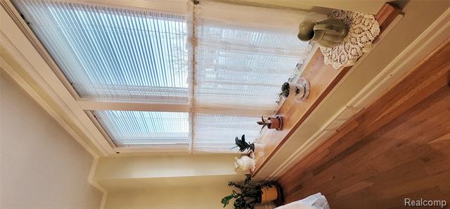 Builiding view eight for 5025 Hickory Ridge, Highland, MI. 48357