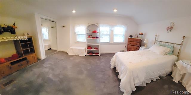 Builiding view fourteen for 5025 Hickory Ridge, Highland, MI. 48357