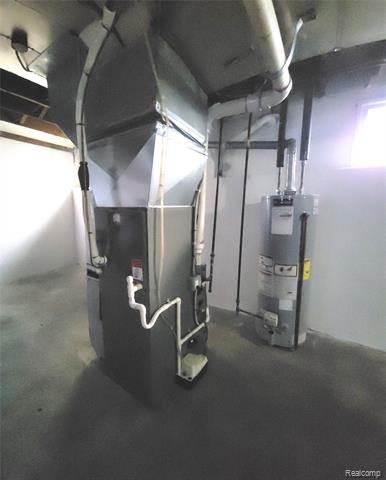 Builiding view twenty three for 5025 Hickory Ridge, Highland, MI. 48357