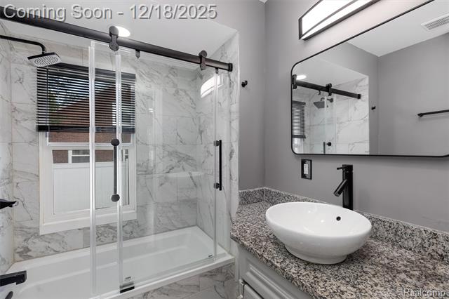 Builiding view ten for 13311 Hampshire, Detroit, MI. 48213