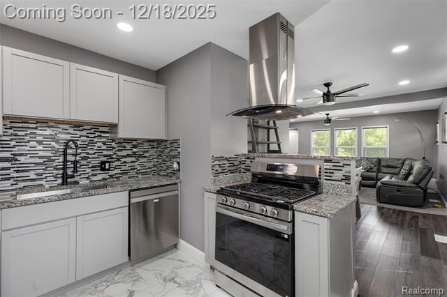 Builiding view twenty one for 13311 Hampshire, Detroit, MI. 48213