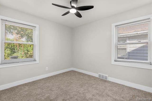 Builiding view eighteen for 11465 Minden, Detroit, MI. 48205