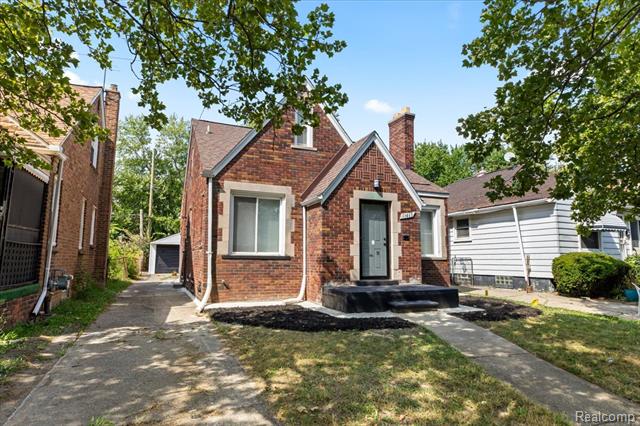 Builiding view two for 11465 Minden, Detroit, MI. 48205