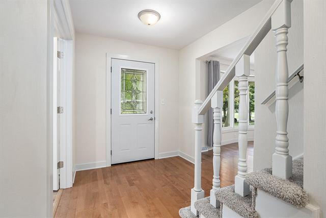 Builiding view six for 2530 Westbrook, Grand Rapids, MI. 49504