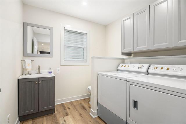 Builiding view sixteen for 2530 Westbrook, Grand Rapids, MI. 49504