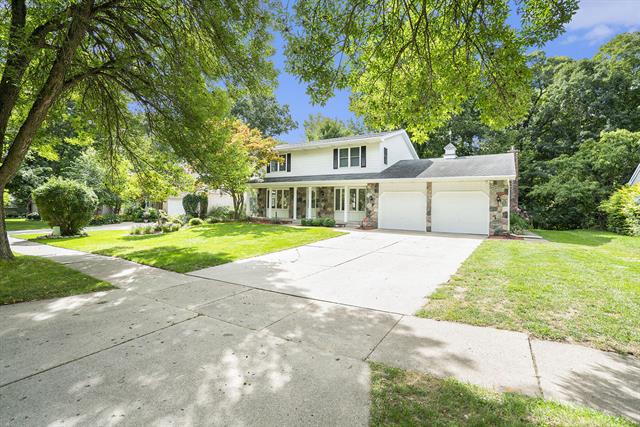 Builiding view three for 2530 Westbrook, Grand Rapids, MI. 49504