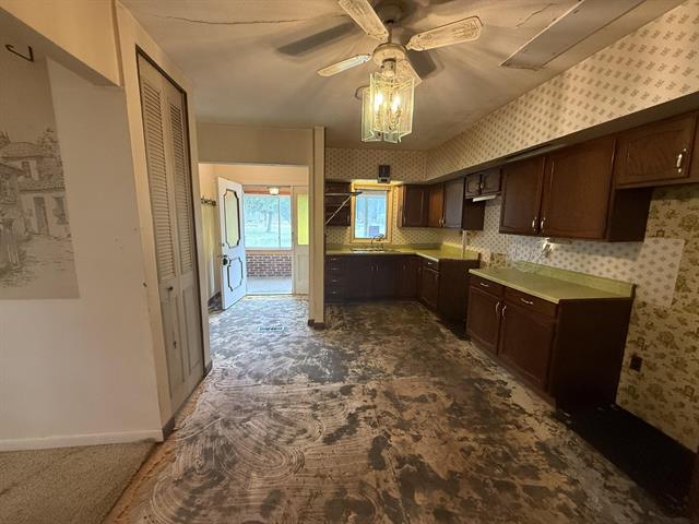 Builiding view six for 552 19Th, Otsego, MI. 49078