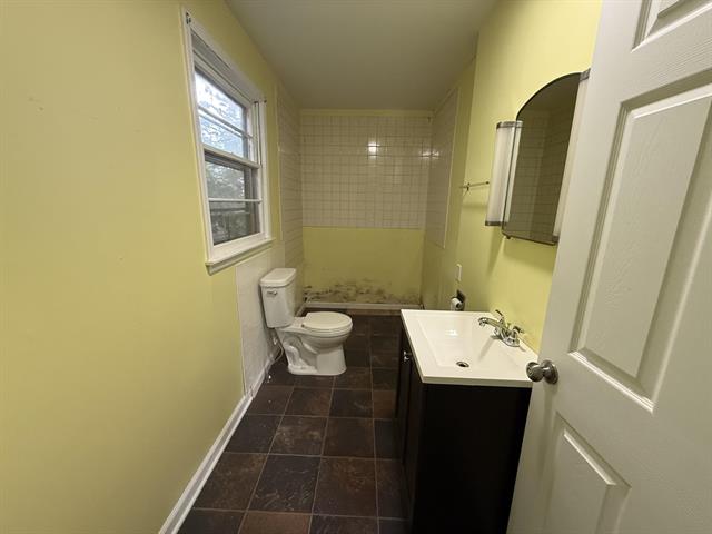 Builiding view thirteen for 552 19Th, Otsego, MI. 49078