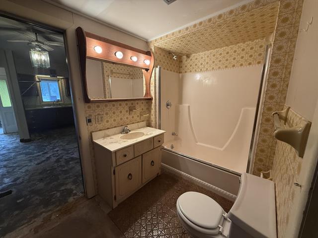 Builiding view twenty five for 552 19Th, Otsego, MI. 49078