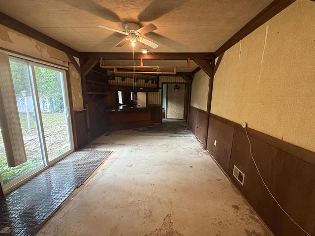 Builiding view two for 552 19Th, Otsego, MI. 49078