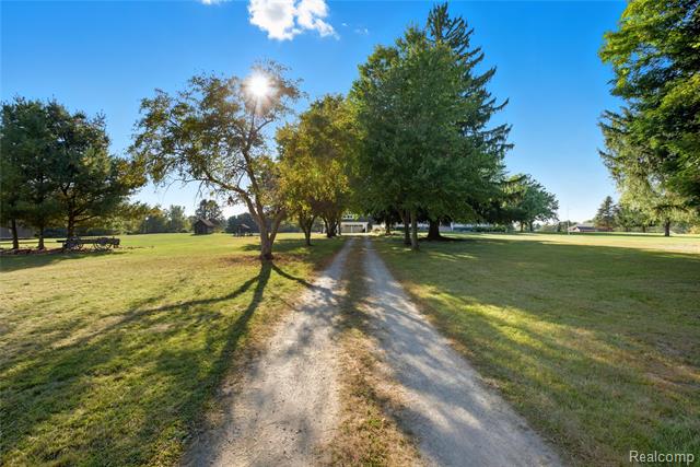 Builiding view fifty eight for 205 Youngs, Attica, MI. 48412