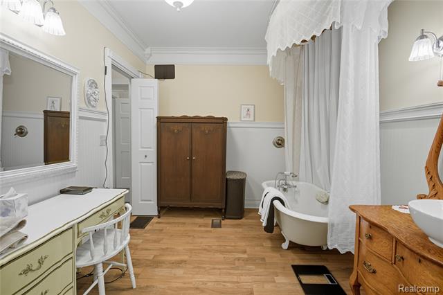 Builiding view forty four for 205 Youngs, Attica, MI. 48412