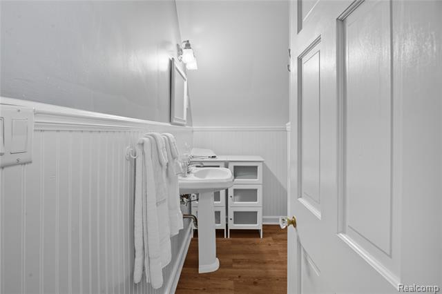 Builiding view forty nine for 205 Youngs, Attica, MI. 48412