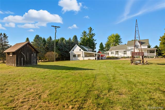 Builiding view seventy four for 205 Youngs, Attica, MI. 48412