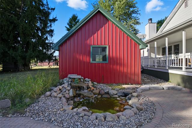 Builiding view sixty six for 205 Youngs, Attica, MI. 48412