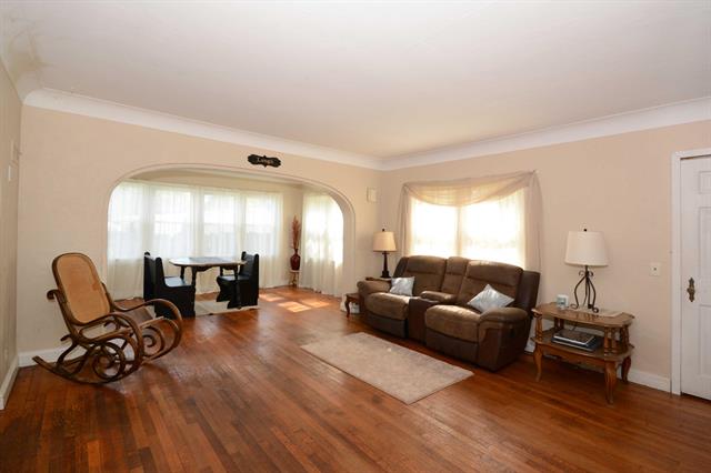 Builiding view three for 5287 Comstock, Kalamazoo, MI. 49048