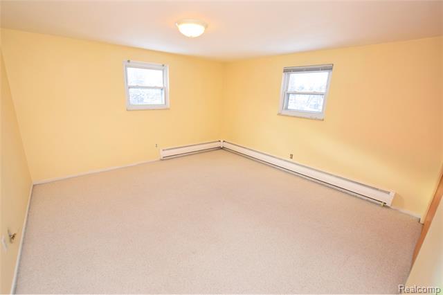 Builiding view fifteen for 215 Park View, Lake Orion, MI. 48362