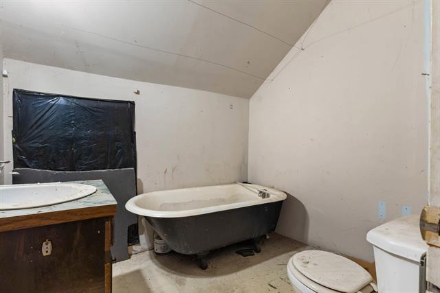 Builiding view eleven for 76 Budlong, Hillsdale, MI. 49242