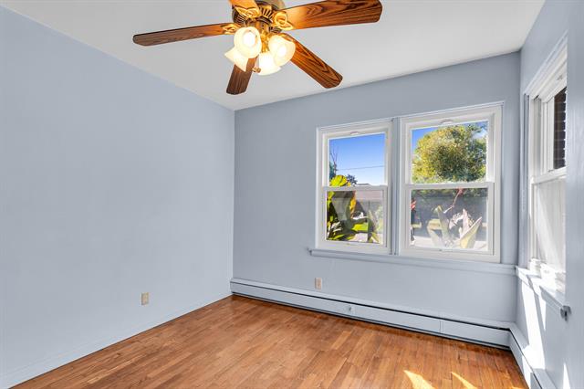 Builiding view fifteen for 1302 Elmwood, Jackson, MI. 49203