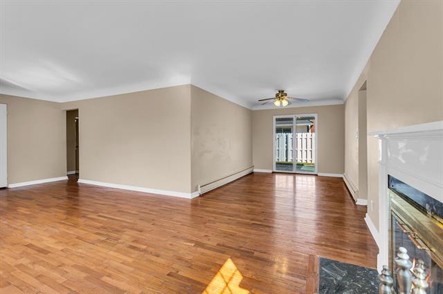 Builiding view five for 1302 Elmwood, Jackson, MI. 49203