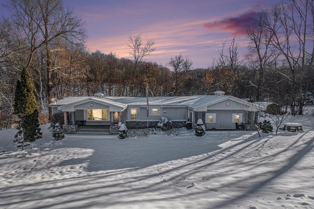 front view for 2348 Segwun Avenue Se, Lowell, Mi. 49331