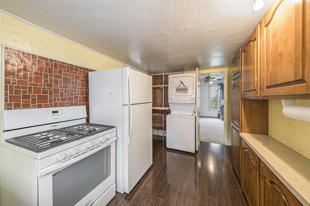 Builiding view eight for 128 1St, Milan, MI. 48160