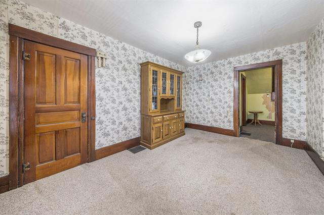 Builiding view seven for 128 1St, Milan, MI. 48160