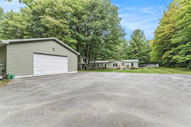 front view for 19230 Fowler Road, Lake Ann, Mi. 49650