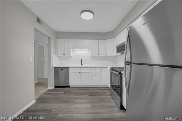 Builiding view eight for 19201 Surrey, Northville, MI. 48167