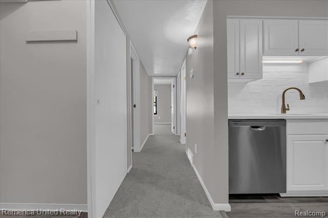 Builiding view eleven for 19201 Surrey, Northville, MI. 48167