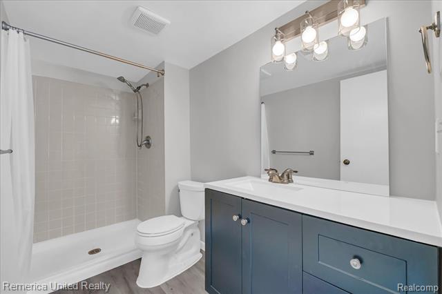 Builiding view seventeen for 19201 Surrey, Northville, MI. 48167