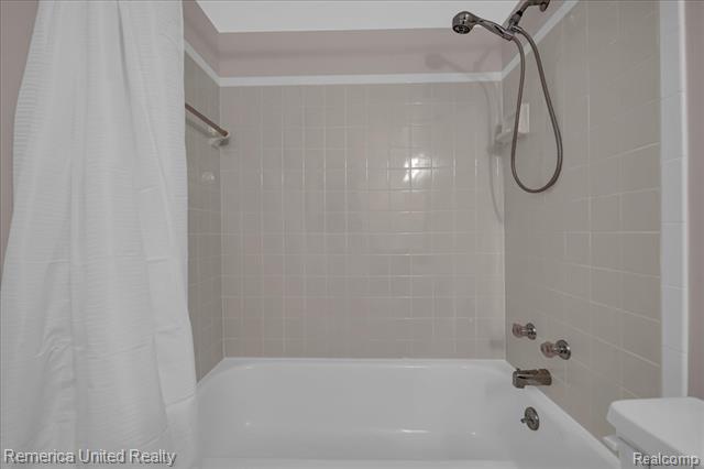 Builiding view twenty for 19201 Surrey, Northville, MI. 48167