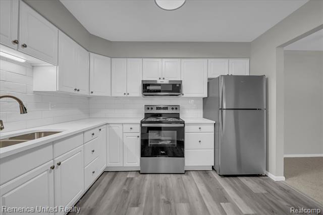 Builiding view two for 19201 Surrey, Northville, MI. 48167