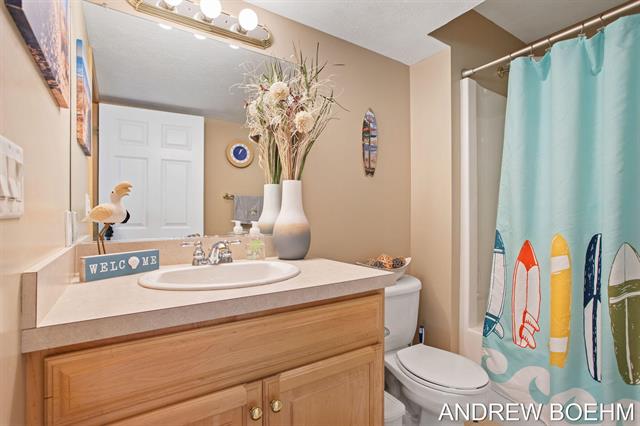 Builiding view fifty eight for 2586 Marble, Zeeland, MI. 49464