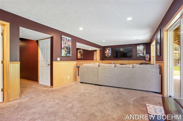 Builiding view forty nine for 2586 Marble, Zeeland, MI. 49464